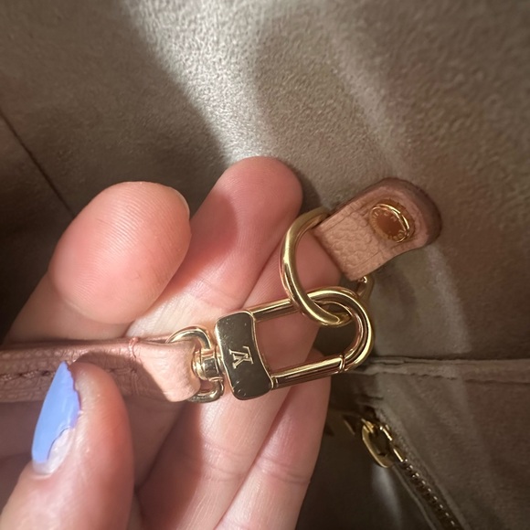 Sold on FB. Louis Vuitton Bicolor Monogram Empreinte Neverfull MM Rose - Picture 9 of 15